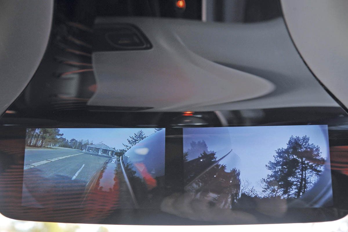 Renault Captur rear view