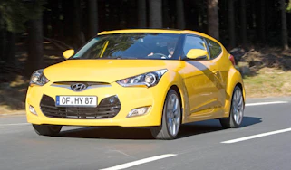 Hyundai Veloster front