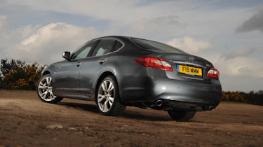 Infiniti M30d static