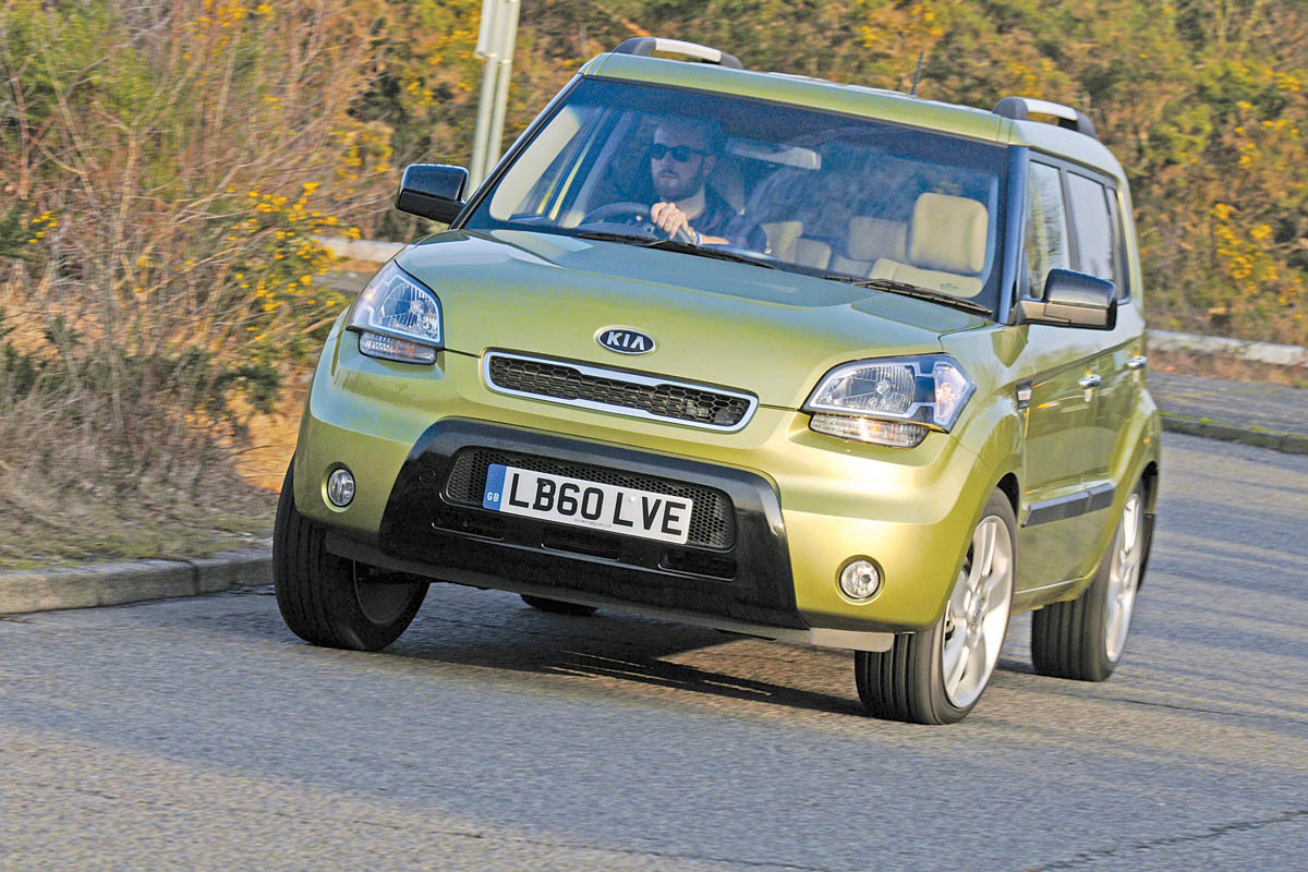 Kia Soul Searcher corner