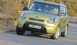 Kia Soul Searcher corner