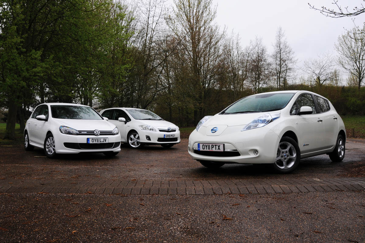 Nissan Leaf vs. rivals header