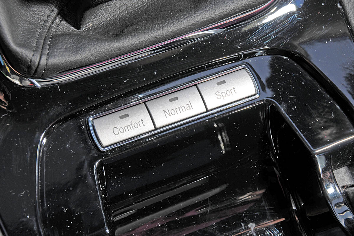 Ford S-MAX buttons