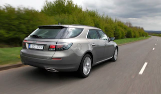 Saab 9-5 SportWagon rear track