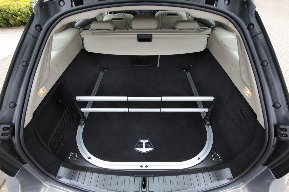 Saab 9-5 SportWagon boot