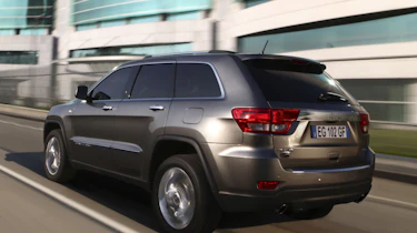 Jeep Grand Cherokee rear track