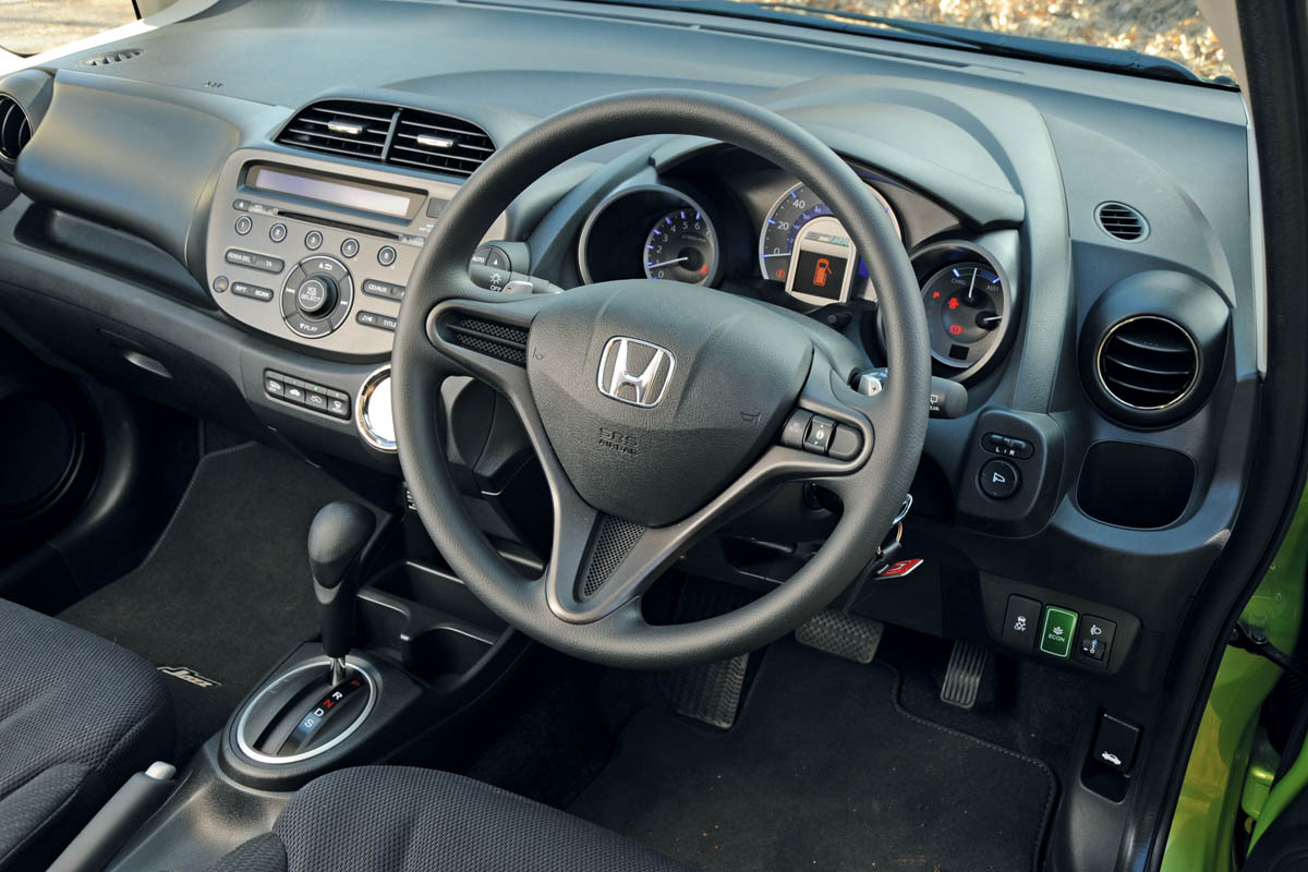 Honda Jazz hybrid inteior