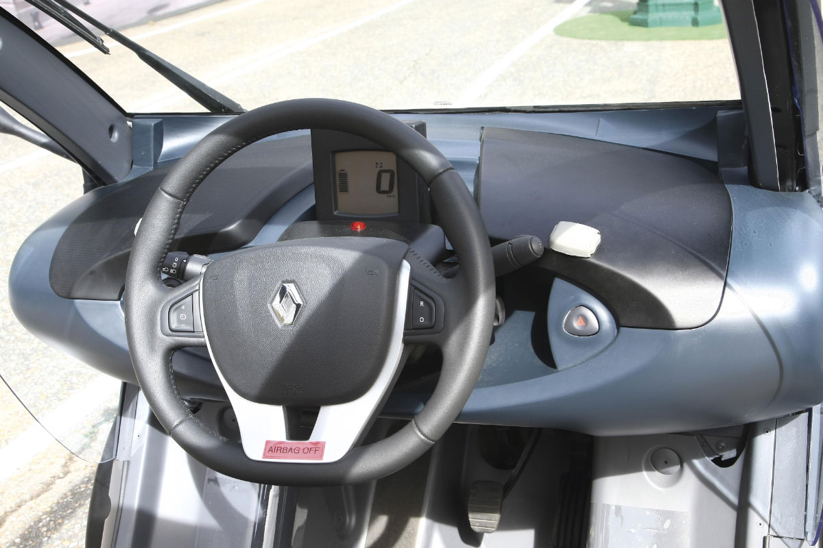 Renault Twizy interior