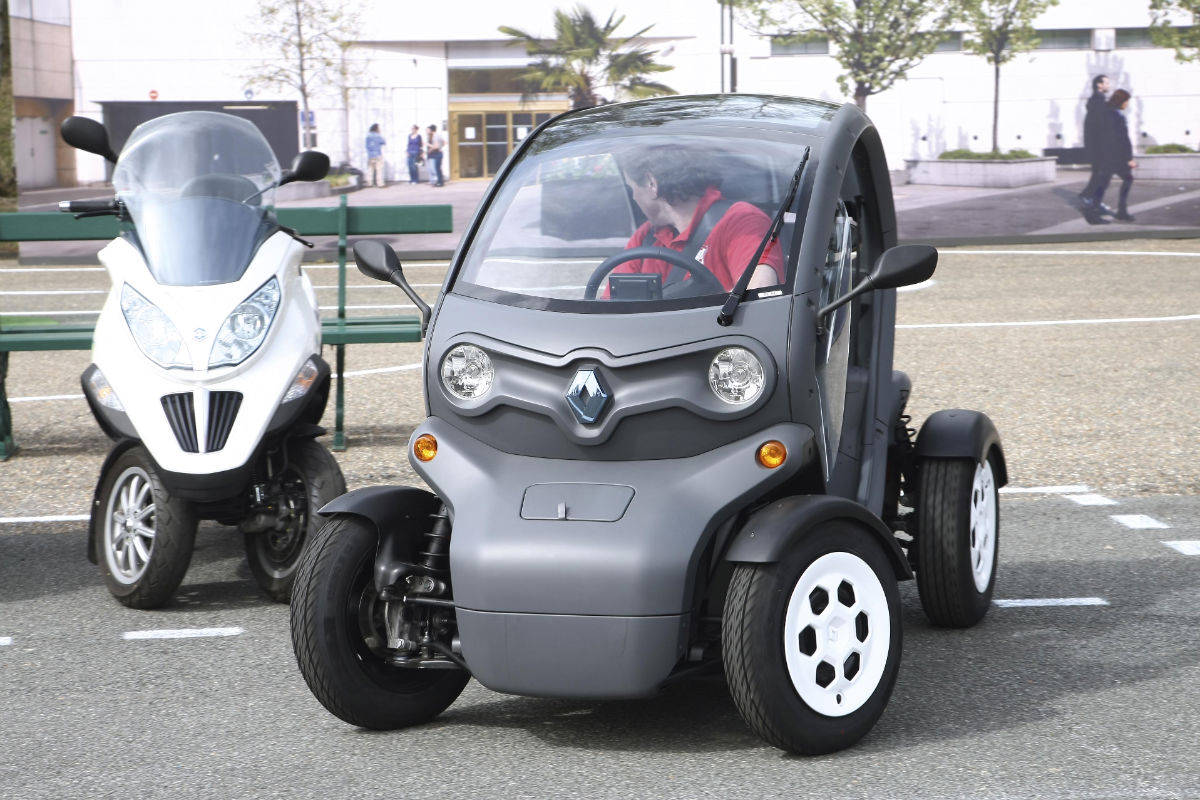 Renault Twizy parking