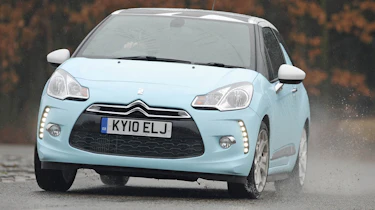 Citroen DS3 DSport corner