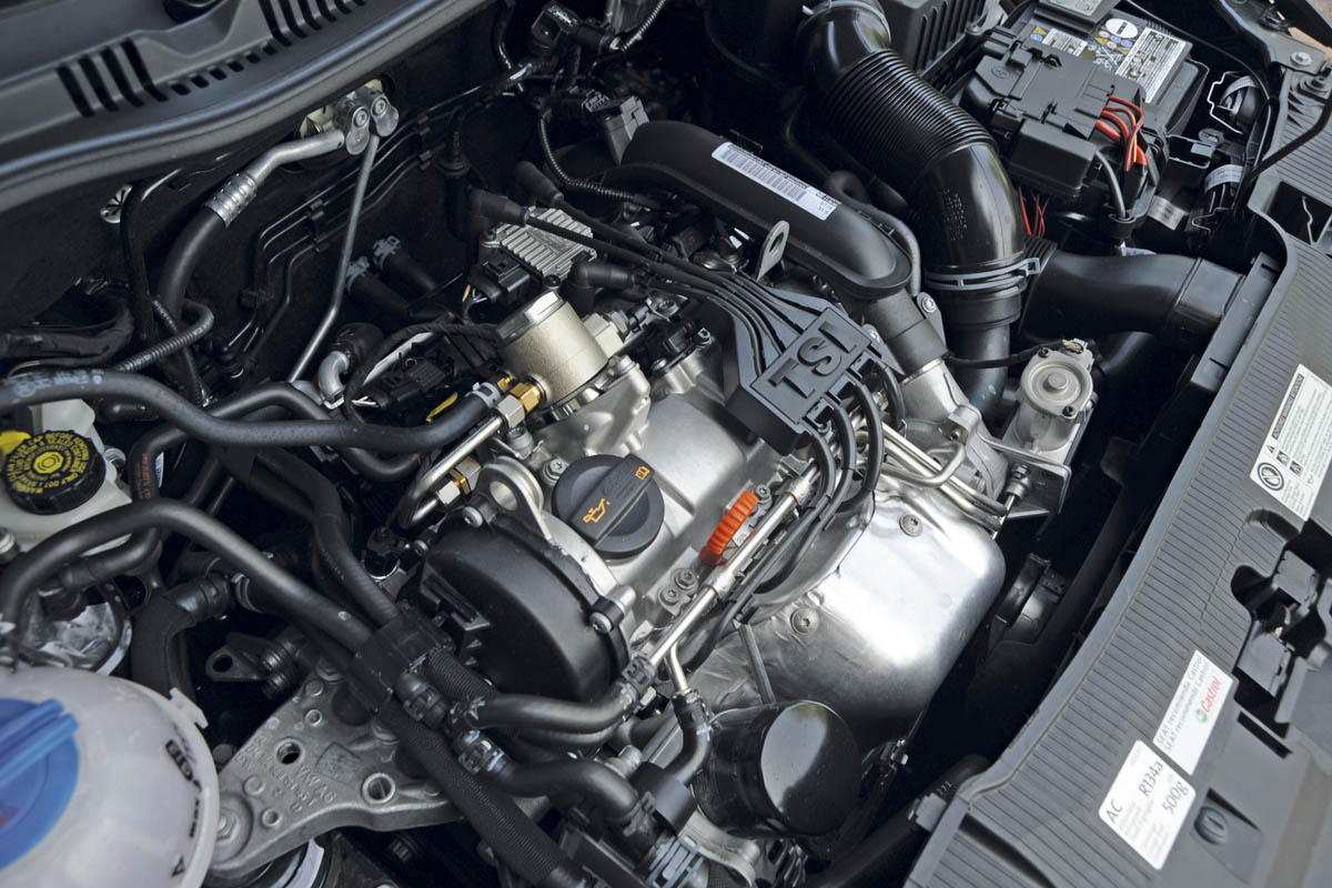 SEAT Ibiza ST engine