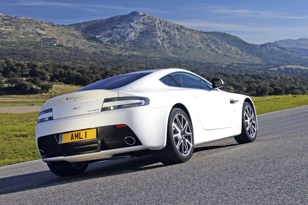 Aston Martin Vantage S rear