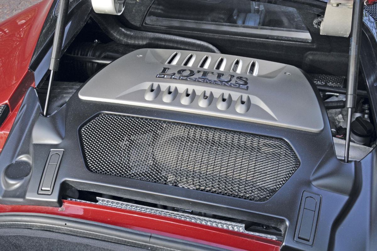 Lotus Evora S supercharged engine
