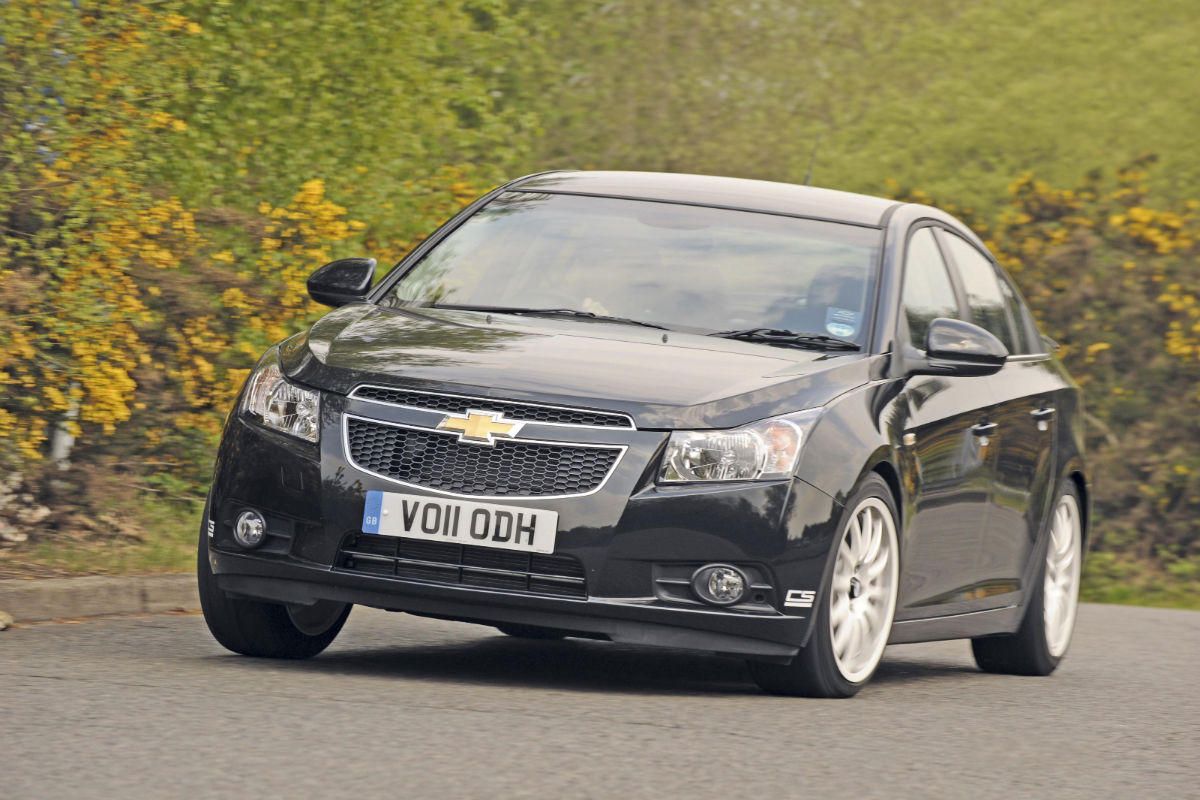 Chevrolet Cruze CS front