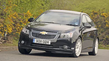 Chevrolet Cruze CS front
