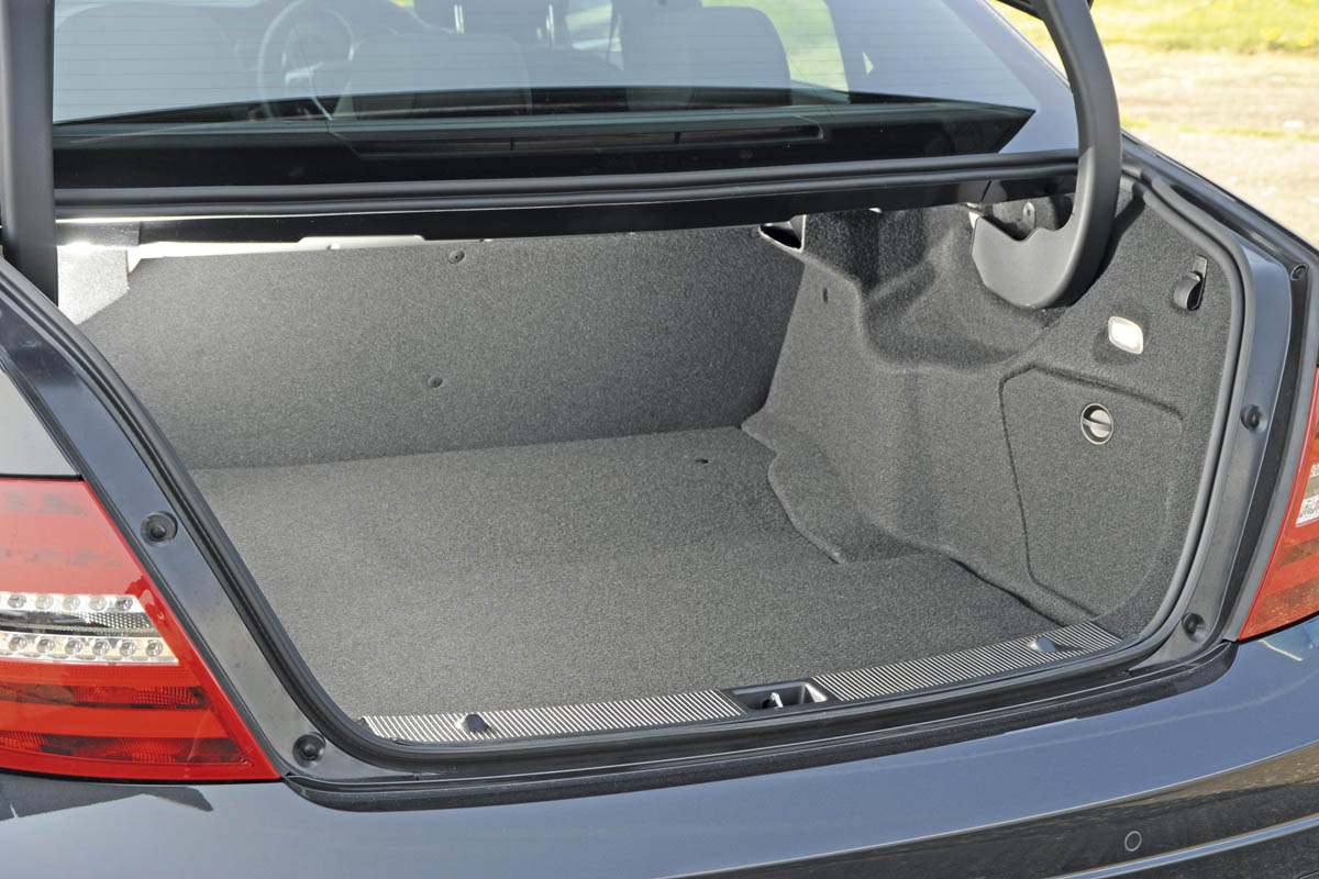 Mercedes C220 CDI Sport boot