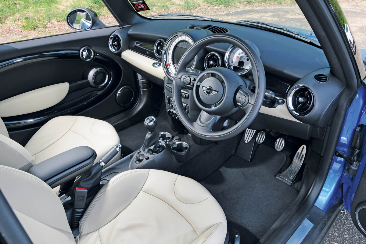 MINI interior