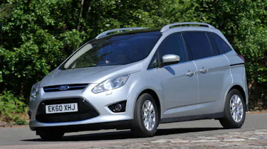Ford Grand C-MAX EcoBoost corner