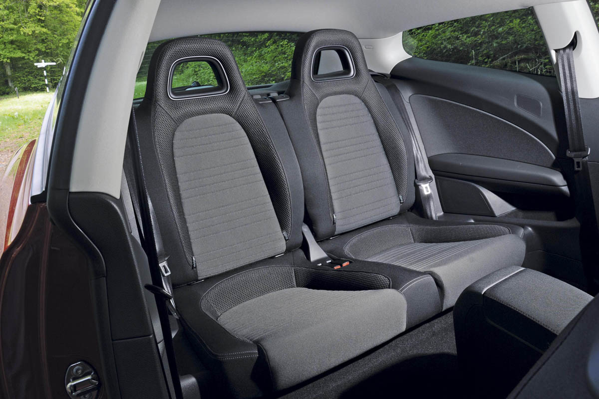 VW Scirocco Bluemotion rear seats