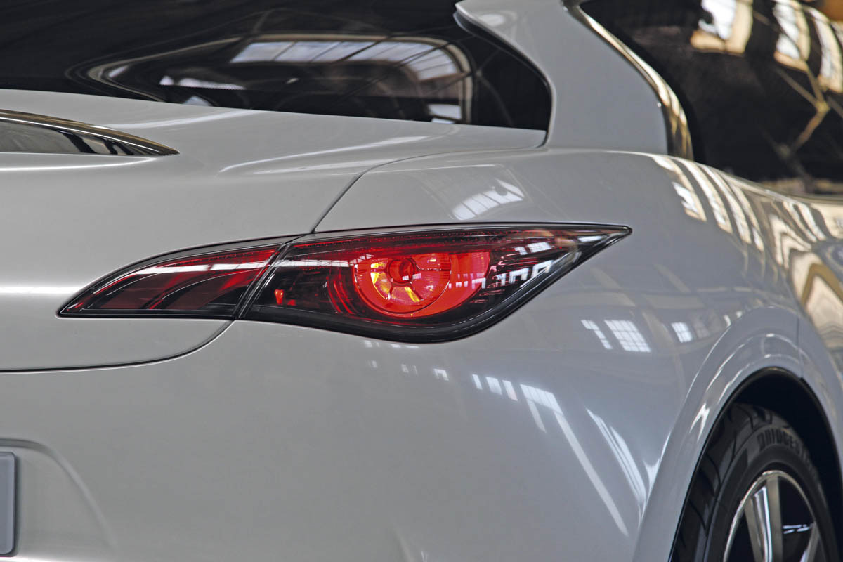 Infiniti Etherea rear lights