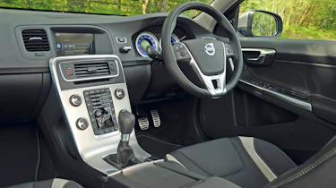 Volvo V60 R Design interior