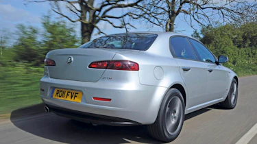 Alfa Romeo 159 2.0 JTDm Lusso rear track