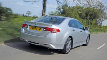 Honda Accord 2.2 i-DTEC ES GT rear track
