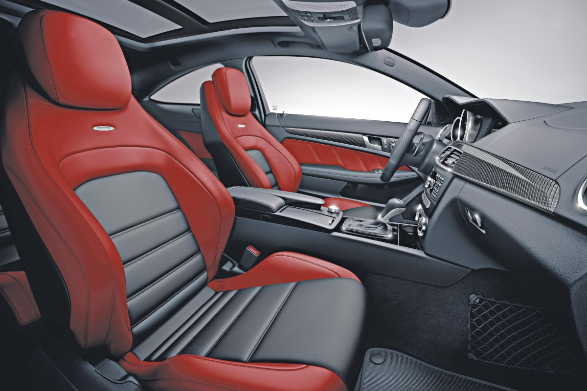 Mercedes C63 AMG Coupé seats