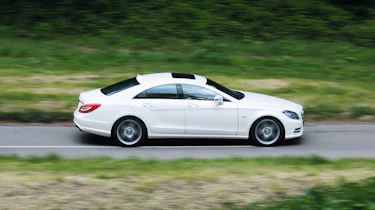 Mercedes CLS 350 panning