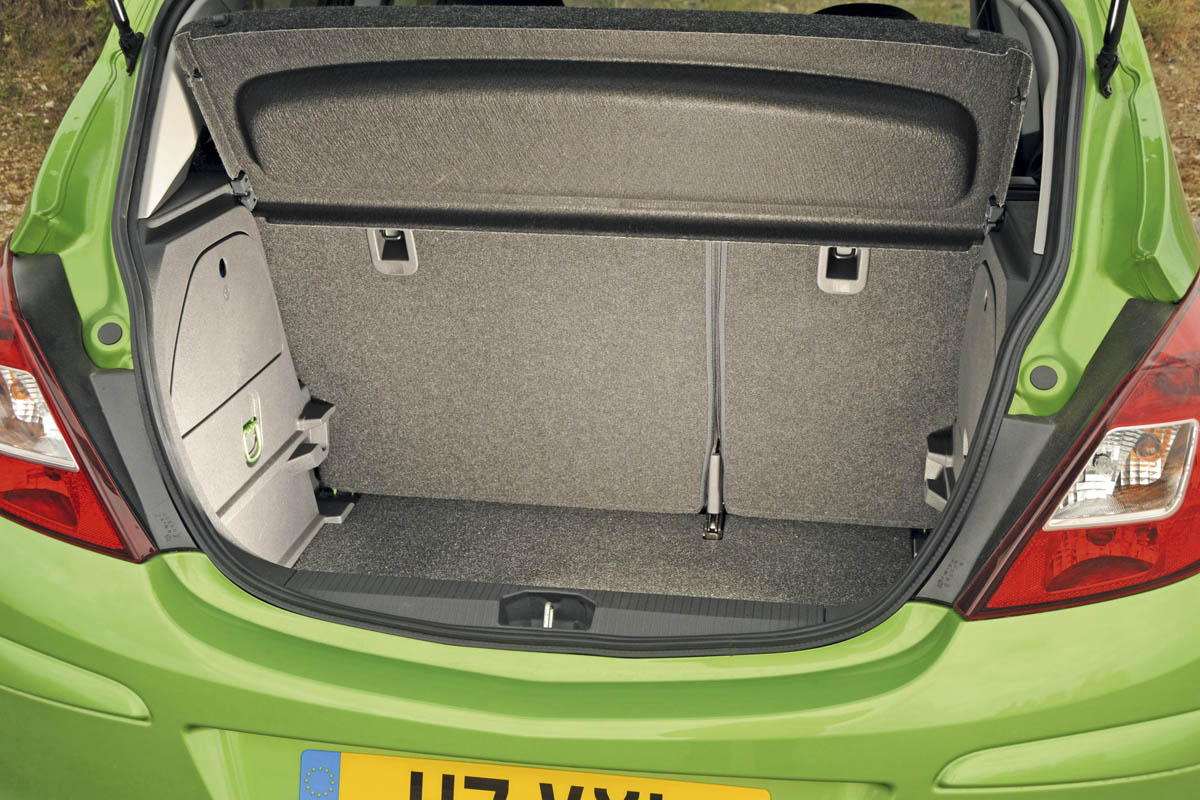 Vauxhall Corsa 1.3 ecoFLEX boot