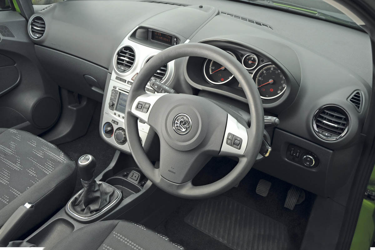 Vauxhall Corsa 1.3 ecoFLEX interior