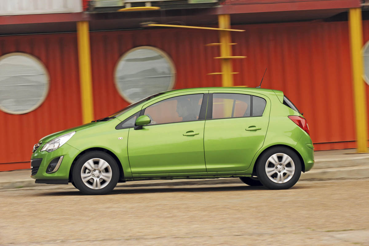 Vauxhall Corsa 1.3 ecoFLEX profile