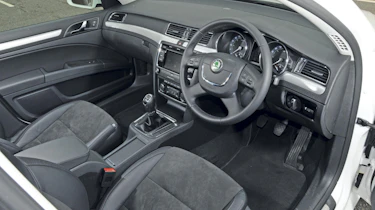 Skoda Superb Greenline interior