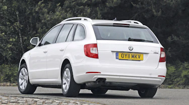 Skoda Superb Greenline II rear
