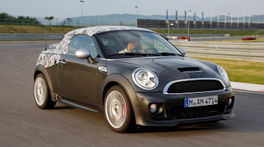 MINI Coupé front tracking 1