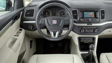 SEAT Alhambra TDI interior