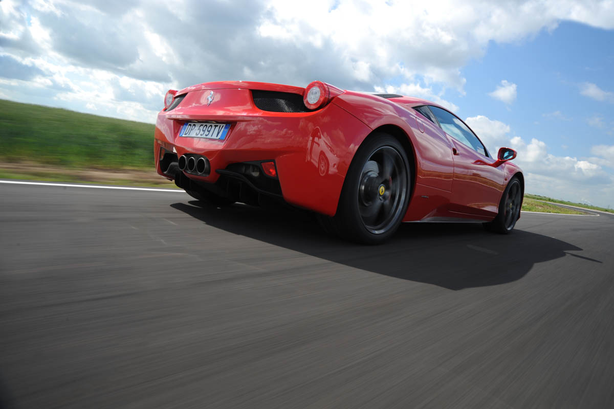 Ferrari 458 Italia rear track