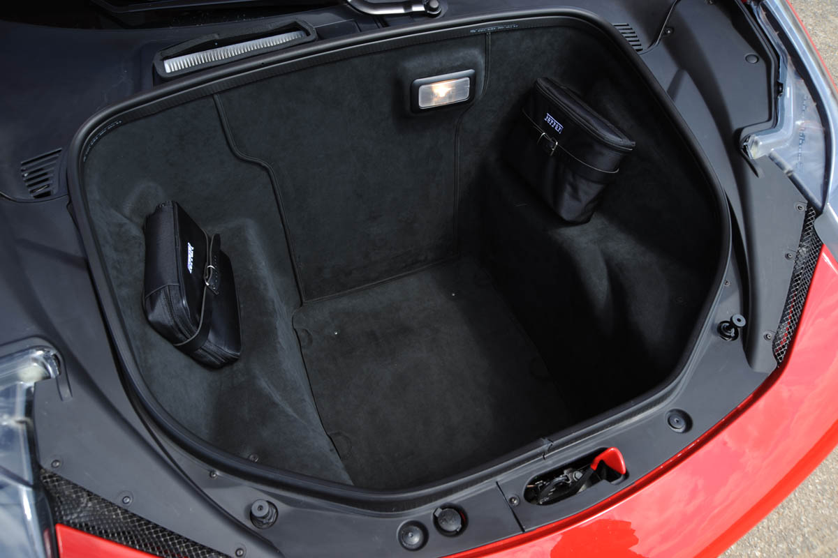 Ferrari 458 Italia boot