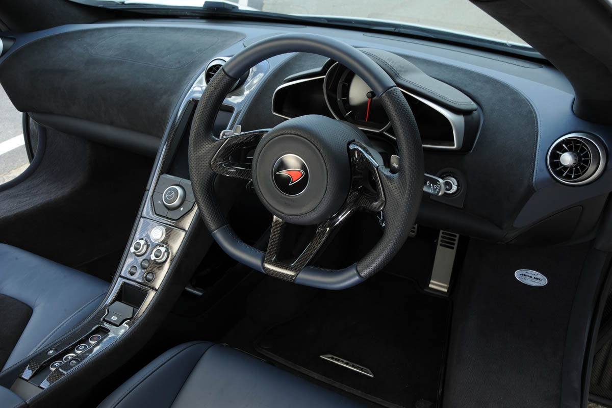 McLaren MP4-12C interior