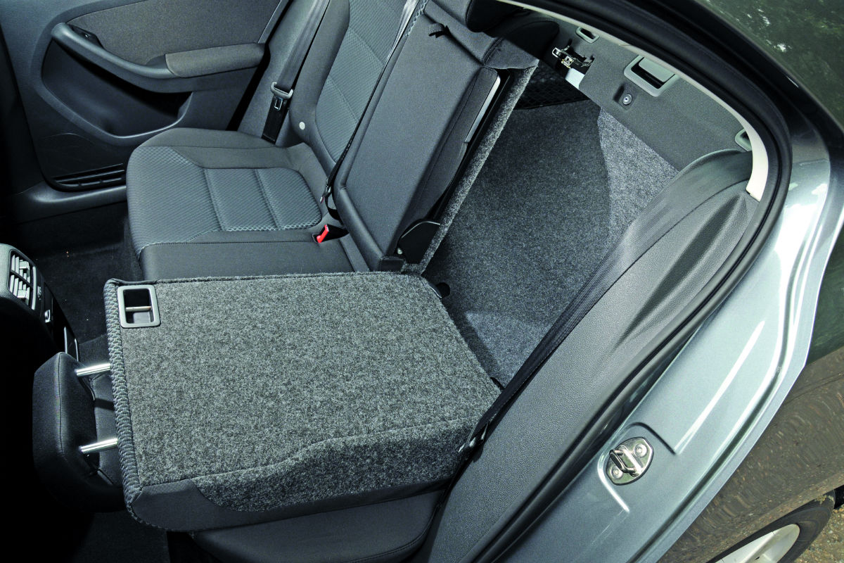 VW Jetta folding seats