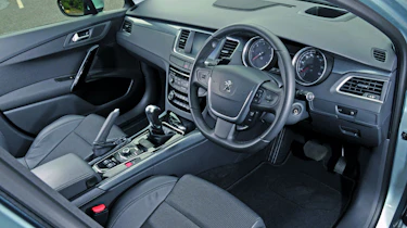Peugeot 508 interior