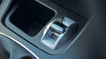 Alfa Romeo Giulietta DNA switch