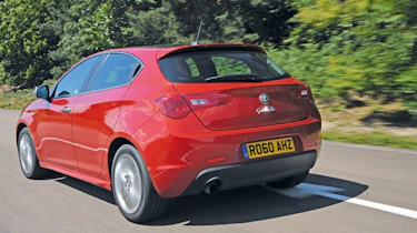 Alfa Romeo Giulietta rear track