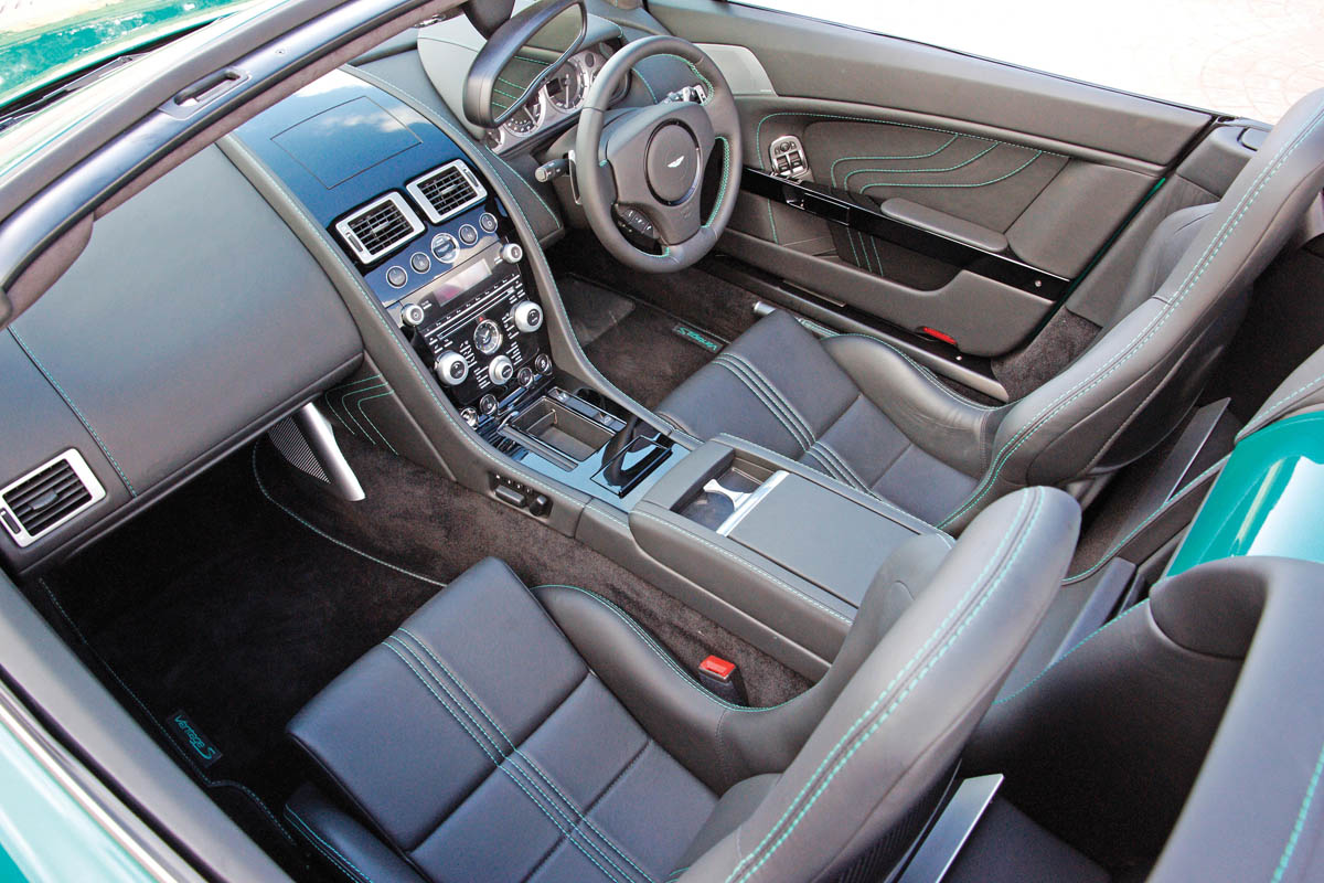 Aston Martin Vantage S Roadster interior