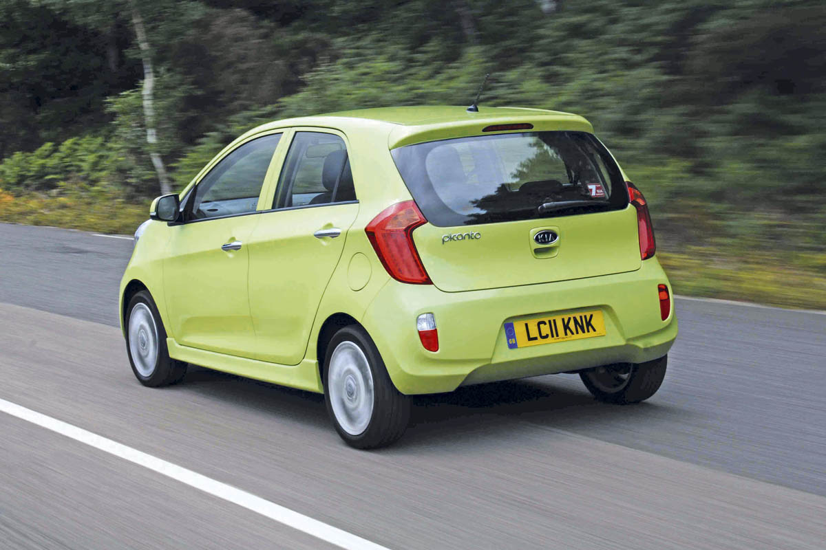 Kia Picanto rear track