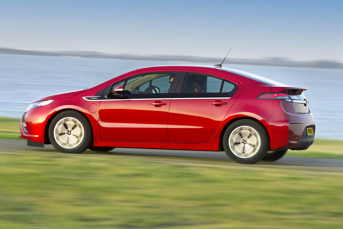 Vauxhall Ampera pan