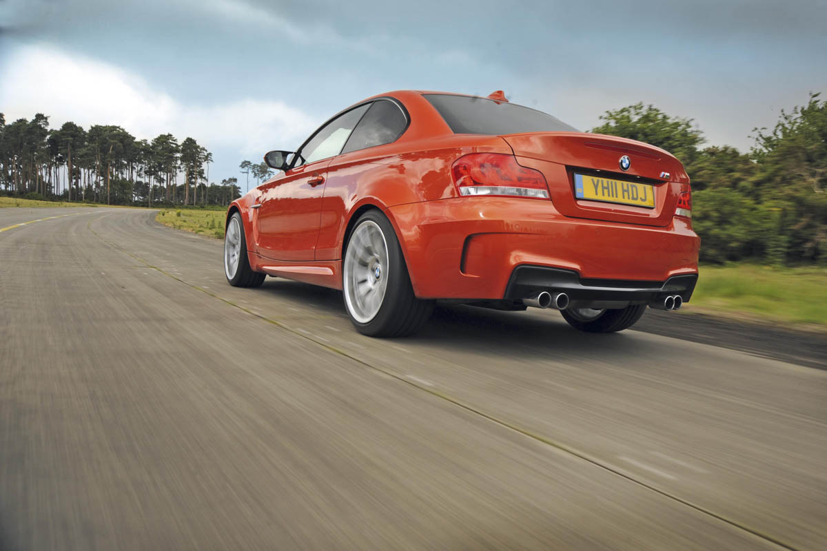 BMW 1M Coupe rear track