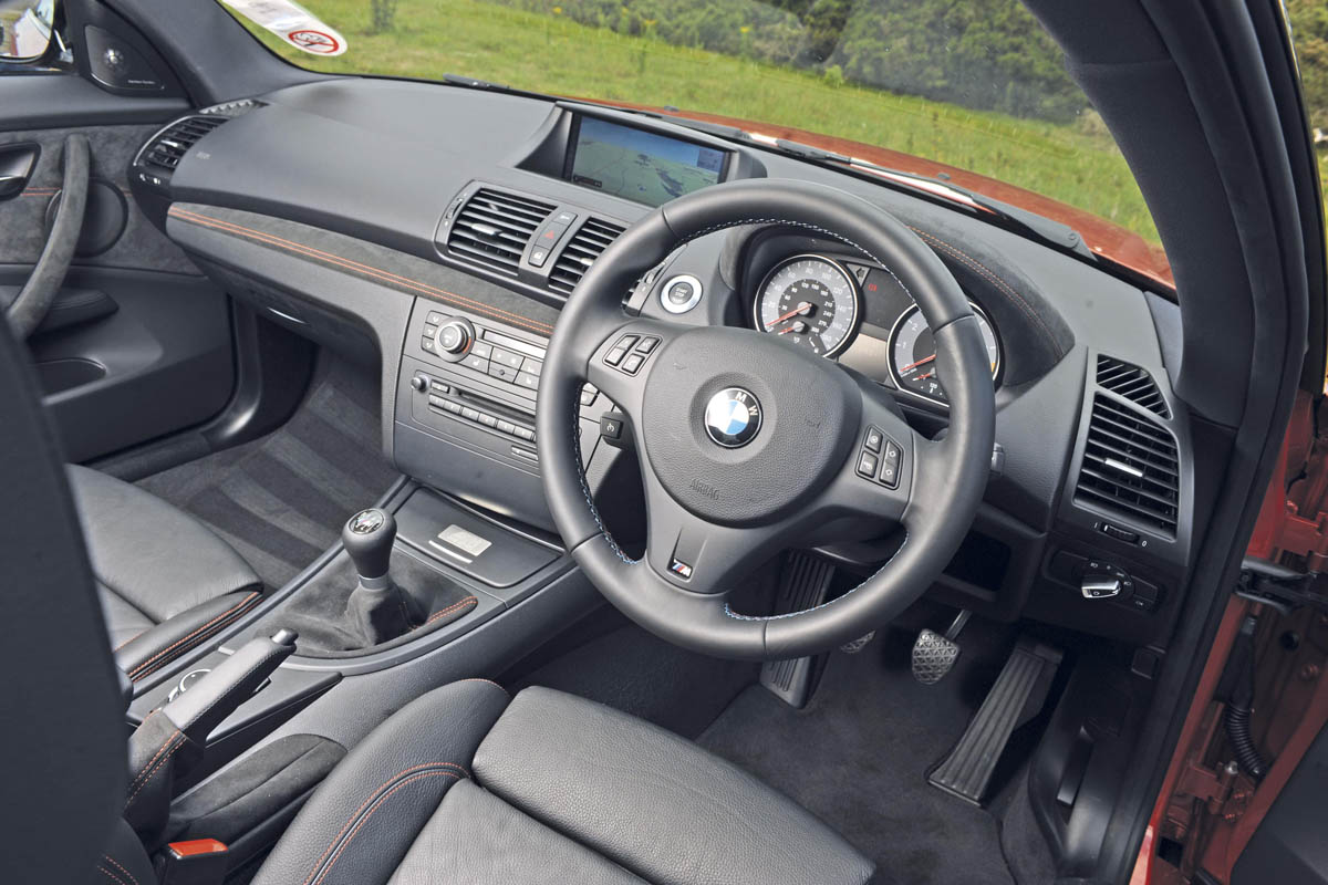 BMW 1M Coupe cabin