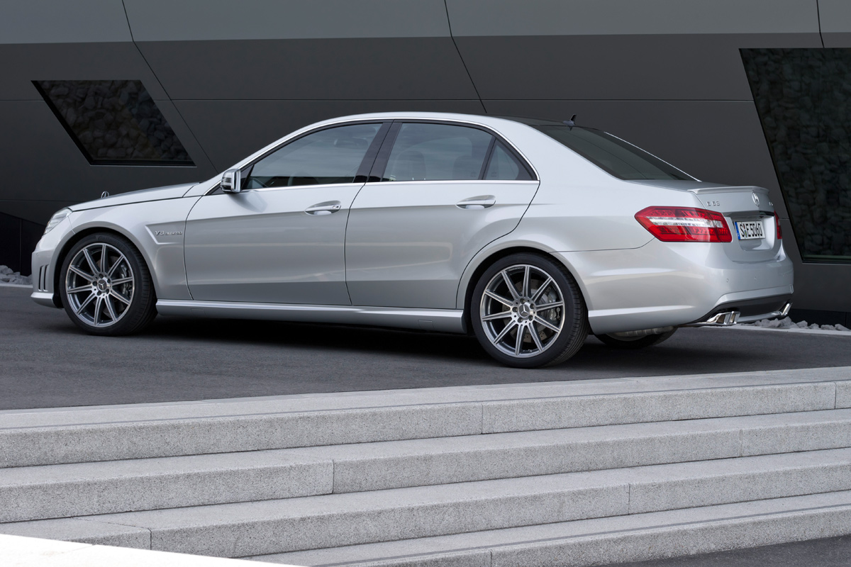 Mercedes E63 AMG