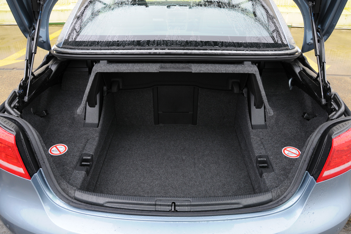 Volkswagen Eos
